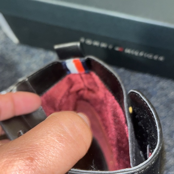 TOMMY HILFIGER Black Multi LL IRRSELAS3 Size 9M - Picture 9 of 12